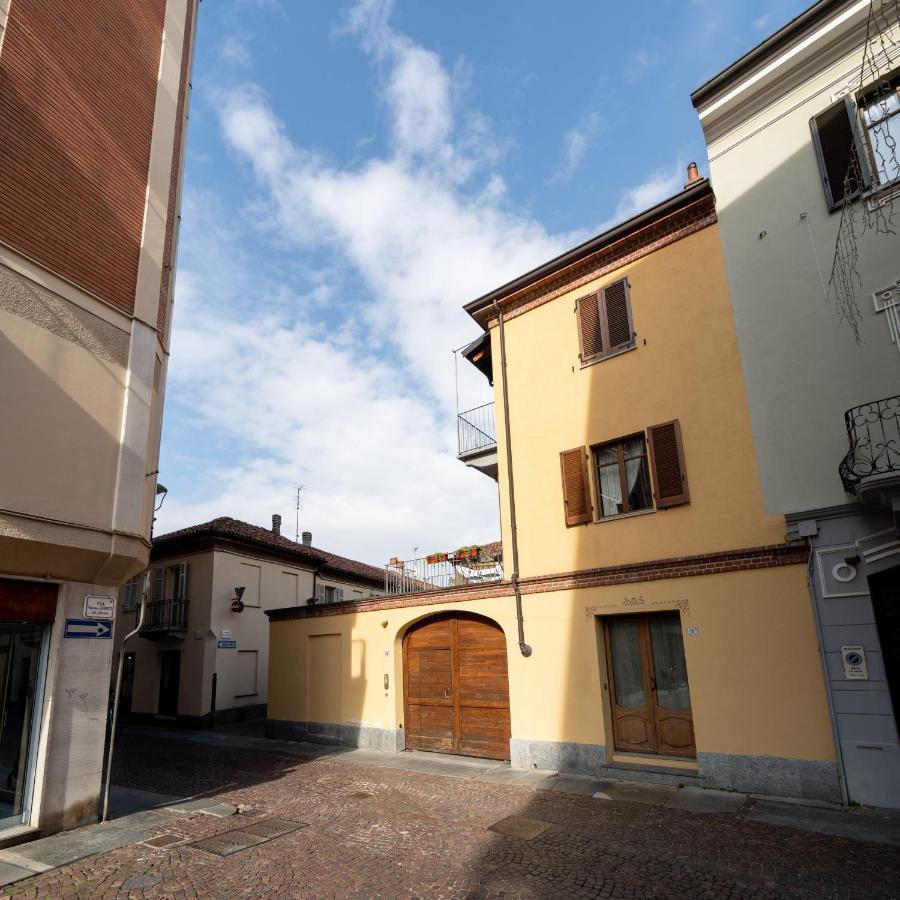 Ferienwohnung Casa Da Anna, Centro Storico Alloggio Di Design, Con Parcheggio Alba  Exterior foto